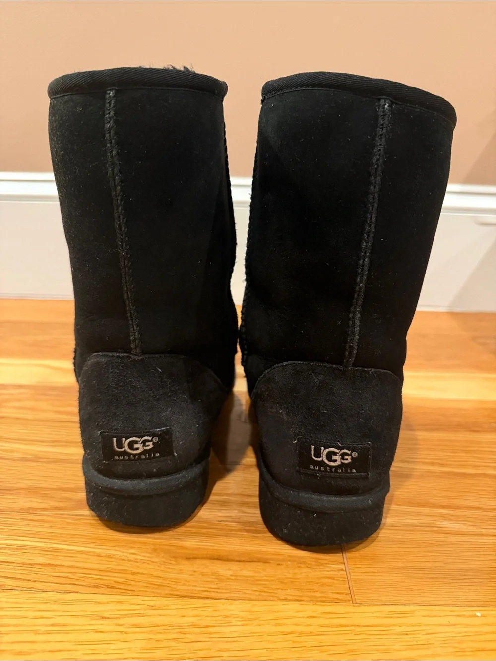UGG Black Classic Short Suede Boots | Women’s Size 10